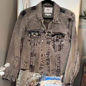 Vervet Women's Black Denim Jacket
